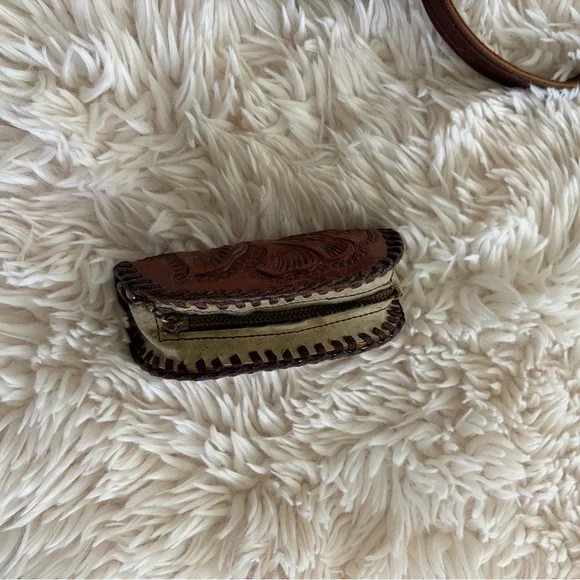 Handcrafted Tooled Leather Crossbody Bag in Rich Brown - Picture 6 of 6